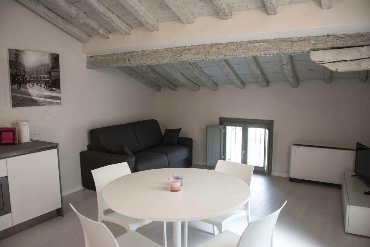 Residenza La Torre Διαμέρισμα Μάντοβα Εξωτερικό φωτογραφία